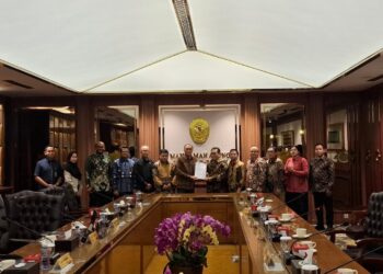 Langkah SMSI Membantu Mahkamah Agung Mengerem Tumpukan Perkara