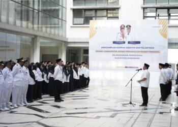 Ratusan ASN Resmi Dilantik, Bupati Aep Tekankan Profesionalisme